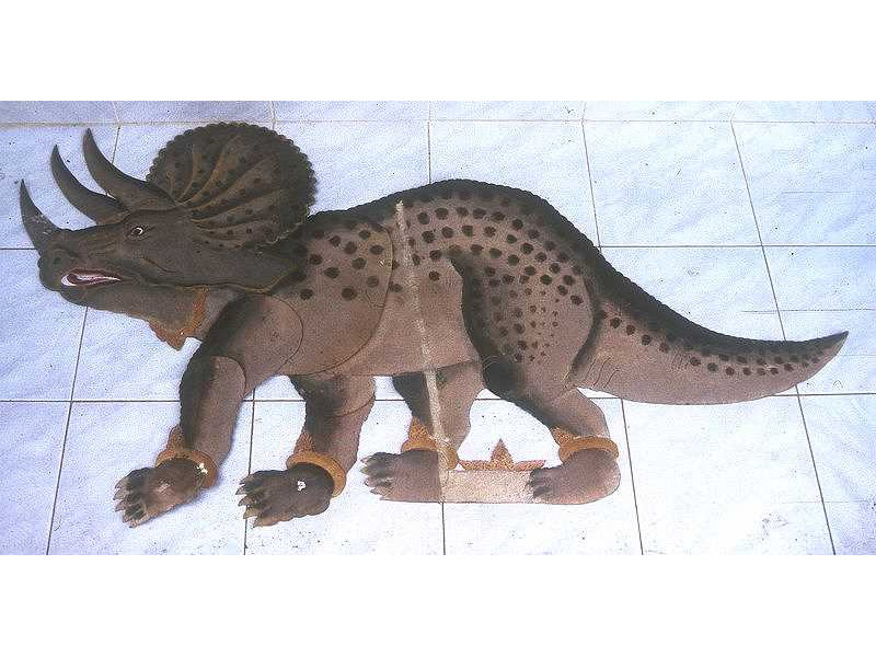 wayangdino-pterosaurus-wija-1994.jpg